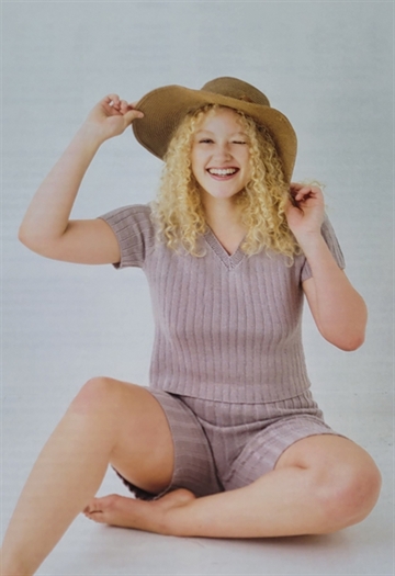 T-shirt og shorts - Maja